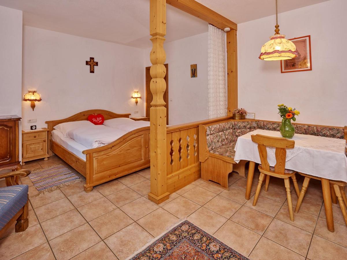 Alpenchalet Zum Jeremia Grainau Zimmer foto